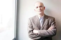 فراستخواه: «سفله‌پروری» در سیستم، انسان‌های شایسته و با فضیلت را کنار گذاشته است