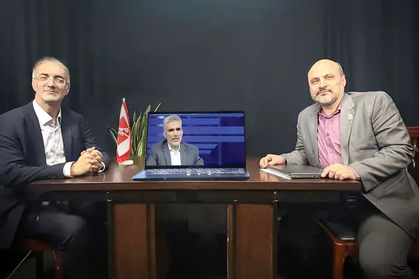 تصمیم سرنوشت‌ساز برای میادین نفتی/موافقان و مخالفان مستثنی شدن قراردادهای نفتی از قانون برگزاری مناقصات در میزگرد هم‌میهن دلایل خود را مطرح کردند / بخش نخست