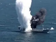 ترامپ: یک زیردریایی حامل مواد مخدر را منهدم کردم