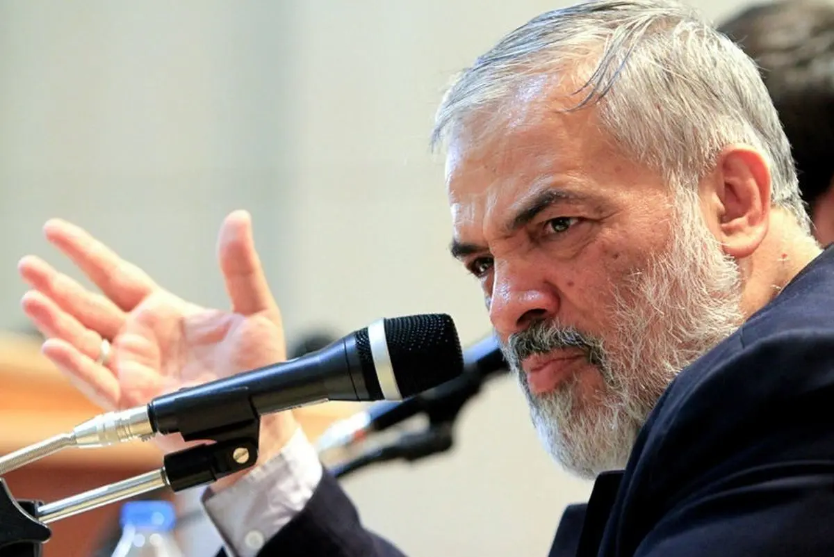 قدیری ابیانه: فرزندان عارف و قائمپناه هم تابعیت خارجی دارند؛ ظریف آدم خطرناکی است