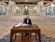 بازدید دکتر پزشکیان از مسجد جامع سلطان قابوس