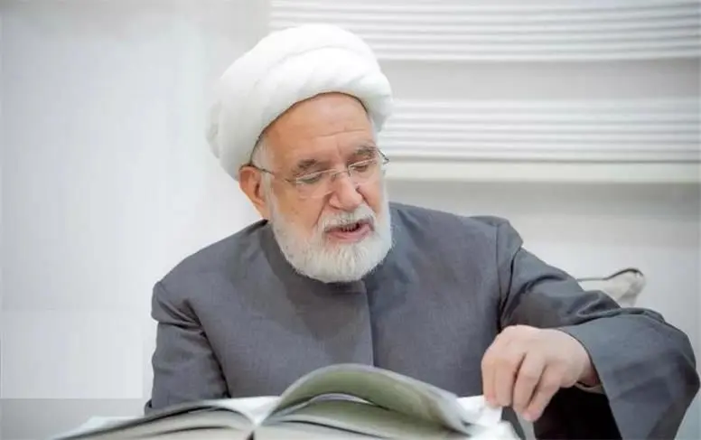 به‌دلیل عملکرد بد، بسیاری از نظام فاصله گرفته‌اند