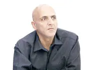 غلامرضا امیدی معاون توسعه سرمایه انسانی و مدیریت منابع وزارت ارتباطات و فن‏آوری اطلاعات:دولت مجوز بدهد
تامین منبع مالی با خودمان