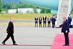 آنچه مسکو می‏‌بیند/تقابل ایران و ایالات متحده فرصت‌ها  و تهدیدهای مختلفی برای روسیه می‏‌سازد