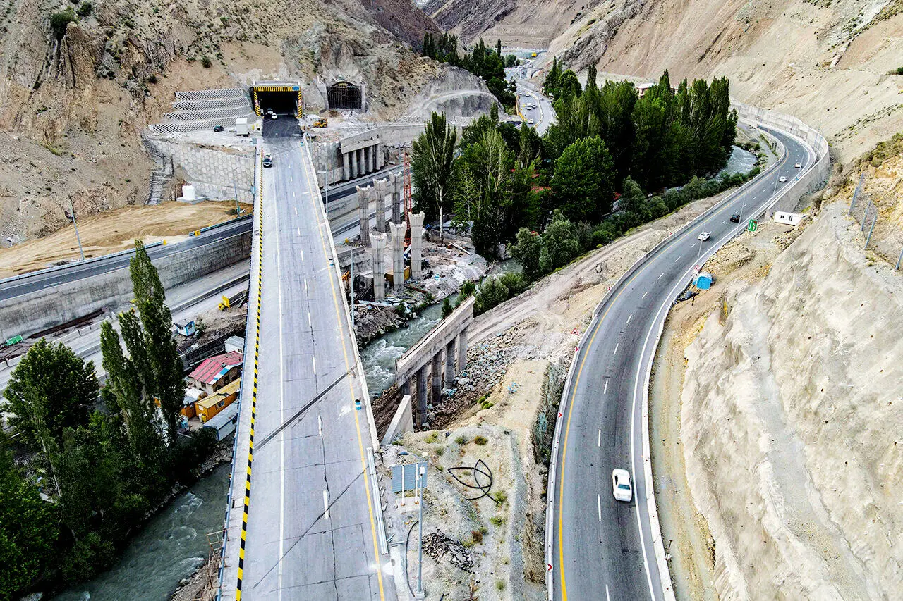 چین در اقتصاد به ما کمک نکرد/گفتوگو با بهمن آرمان درباره جنگ تعرفهای و نسبت آن با اقتصاد ایران