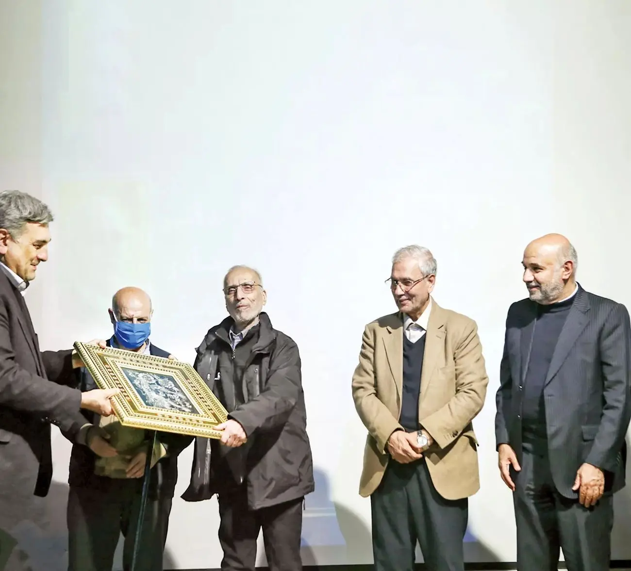 همدانشگاهیهای چـپ وراست