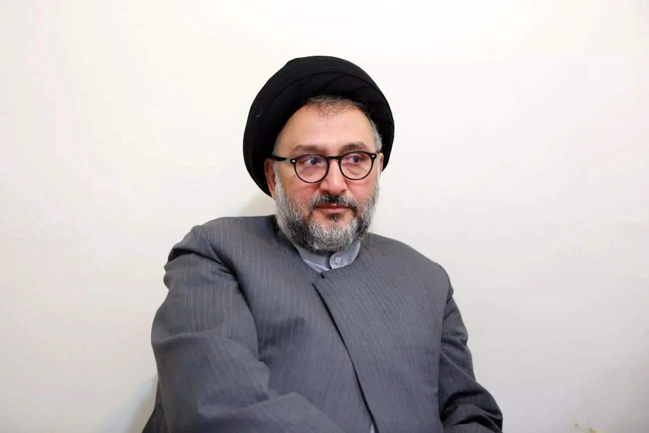 جایگاه امام جمعه با جایگاه مدیرکلی تفاوت دارد