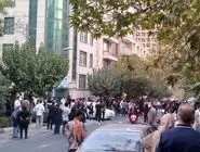 عادی‌سازی خیابان/چرا نمایش توده‌ای به کار سیاست نمی‌آید؟