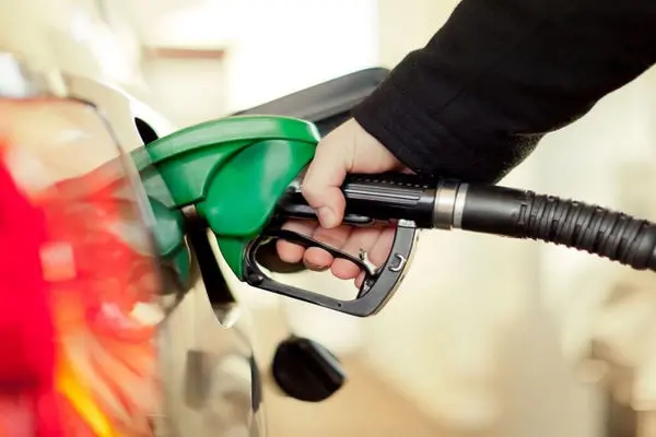 یارانه پنهان و بنزین/به بهانه اجرای مصوبه دولت برای سوخت