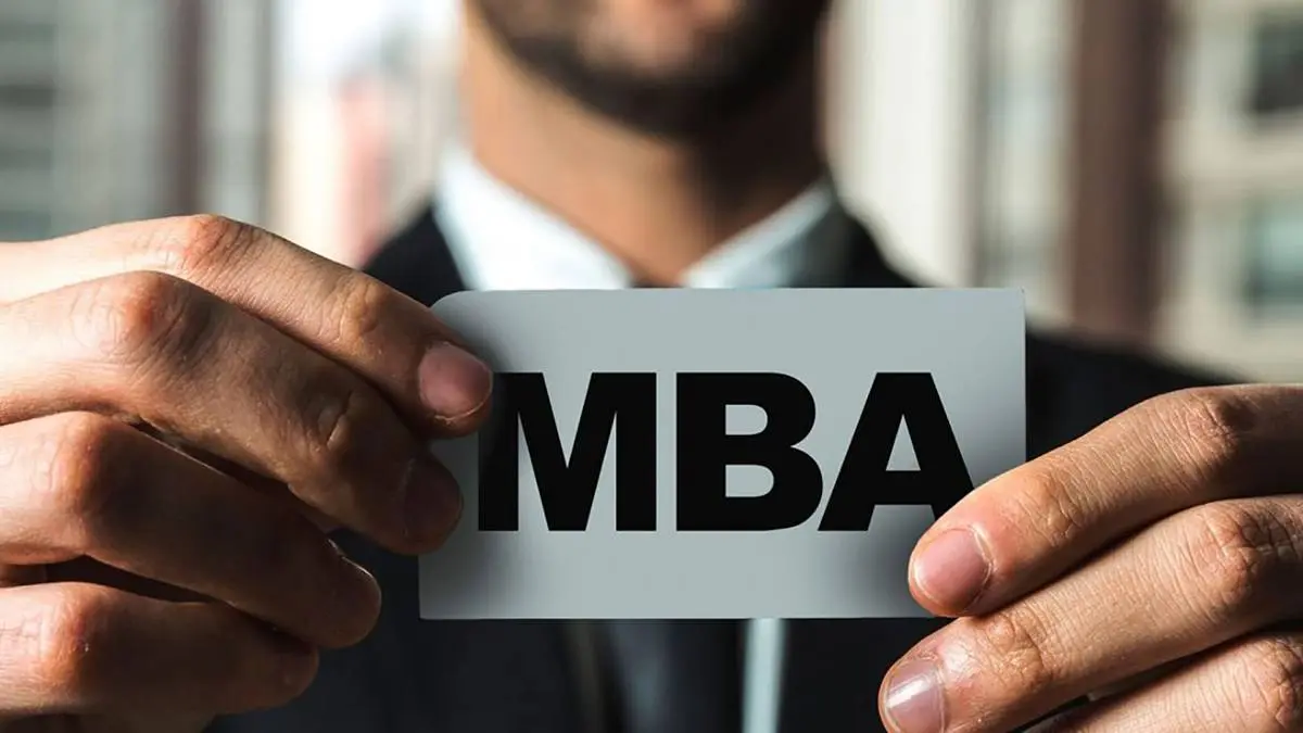 رونق شغلی با گذراندن دوره MBA : شیوه ای جامع برای پیشرفت در دنیای تجارت و مدیریت