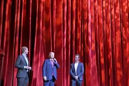 کاسبی بی‌سابقه یک رئیس‌جمهور/بازگشت دونالد ترامپ به کاخ سفید چقدر سود برای خانواده‌اش داشته است؟