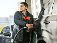 عرضه بنزین ویژه/گفت‌وگو با محمد نظیفی مدیرعامل بورس انرژی درباره  معاملات بنزین
که با قیمت پایه  65 هزار و 800 تومان در لیتر آغاز شده است