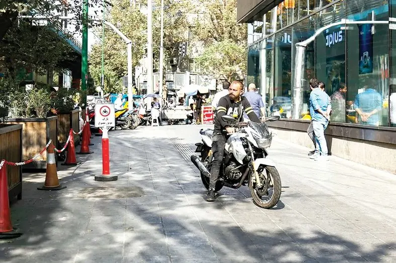 زوایای پنهان اعتراضات