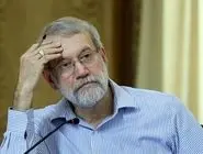 لاریجانی: ترکیب جنگ و مذاکره از سوی آمریکا مسخره‌بازی است