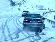 رهاسازی صدها خودرو گرفتار در برف و سیلاب