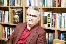 مصرف‏‌گرایی افراطی خلاف ذات آیین‏‌هاست/گفت‌‏وگو با نعمت‌‏الله فاضلی درباره آیین باستان به‌خصوص شب یلدا و تحولاتش از کرسی تا استوری‏‌های اینستاگرامی