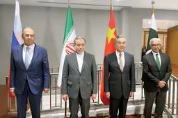 توقع از شرق/ روسیه و چین تا چه اندازه می‌‏توانند به ایران در مقابله با اجرای تحریم‌‏های شورای امنیت کمک کنند؟