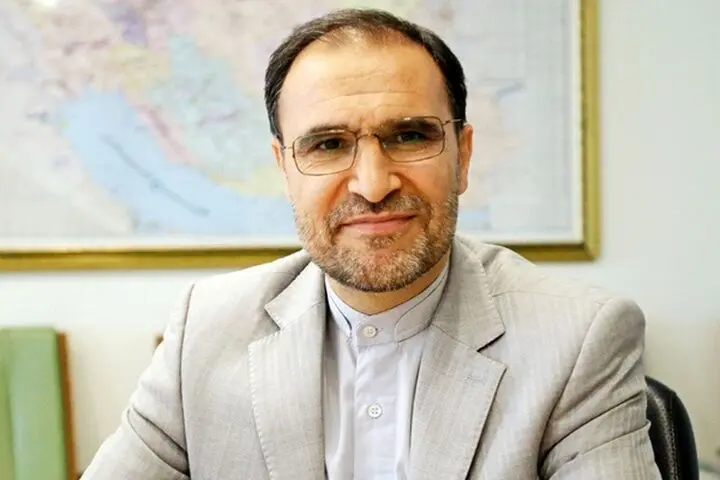 احمد آریایینژاد نماینده ملایری: به ائمه جمعه انتقاد کنیم اما خلیفهکشی رسم نشود