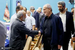 پول‌پاشی یا انضباط‌بخشی؟ تحلیل کارشناسان درباره نحوه بودجه‌ریزی و پاسخی به ادعای وابستگی حوزه علمیه به دولت از زمان سیدمحمد خاتمی