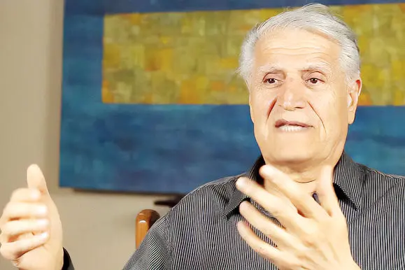 به هر کجا با ایرانِ درون نغمهها/در سوگ احمد پژمان که در کالیفرنیا درگذشت