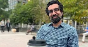 آزادی استاد ایرانی از بازداشت اداره مهاجرت آمریکا