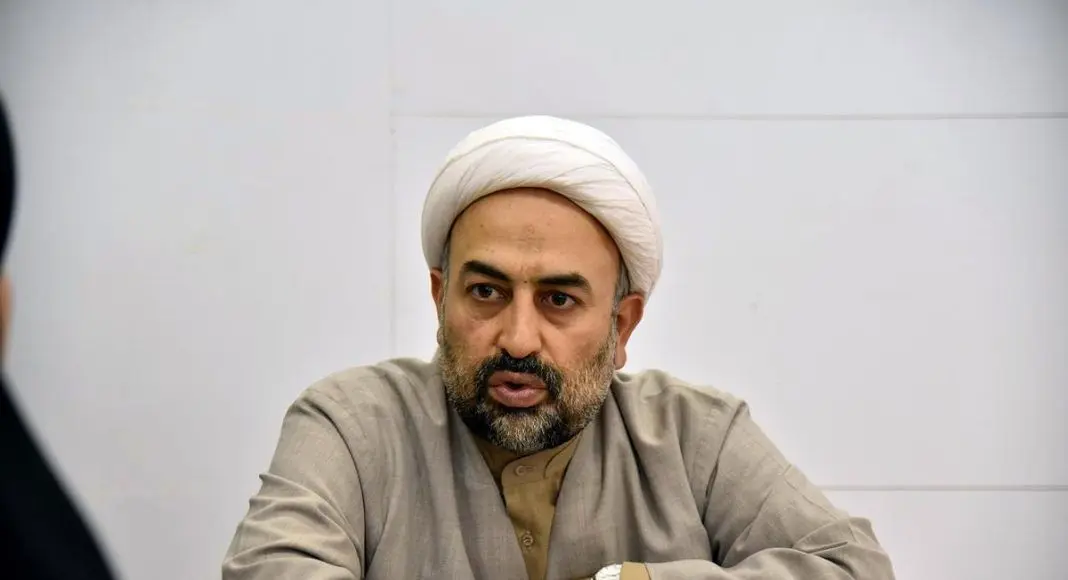 زائری: وقتش رسیده برخی ائمه جمعه تغییر کنند