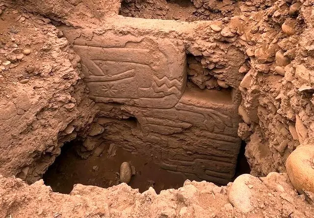 کشف نقاشی دیواری سهبعدی بیش از ۳۰۰۰ ساله در پرو