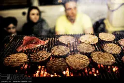 غذا می‌خواهند و پول ندارند/گزارش میدانی از غذاخوری‌ها‌، کافه‌ها و فست‌فودی‌های تهران درباره افزایش نسیه و حساب نکردن فاکتورها توسط مشتریان