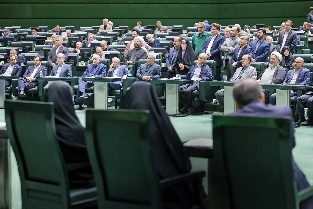 اجرای سخت/گفت‌وگو با نمایندگان درباره جلسه با دولت بر سر اجرای برنامه هفتم