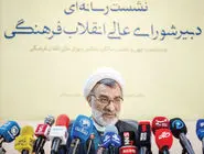 عبدالحسین خسروپناه دبیر شورای عالی انقلاب فرهنگی مطرح کرد: احتمال حملات نظامی و نیابتی دشمن