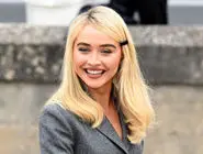 اعتراض سابرینا کارپنتر به کاخ سفید