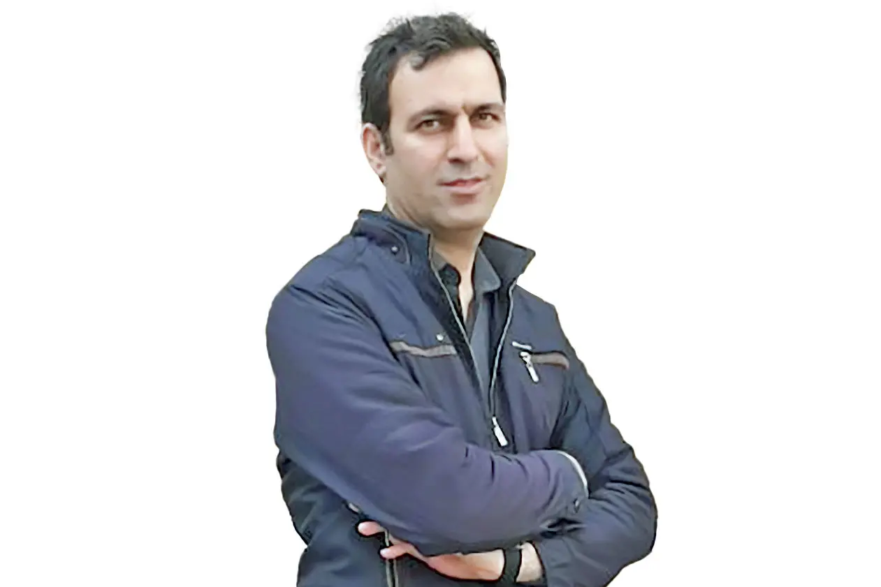 سعید کمیجانی فعال سیاسی اصلاحطلب در استانمرکزی: دخالتهای بسیار دست استاندار را بسته است
