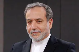 انتخاب با آمریکاست دیپلماسی یا جنگ