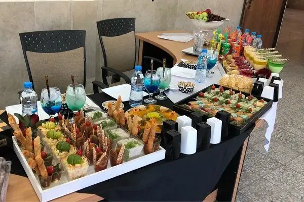 ممنوعیت پذیرایی تشریفاتی در جلسات دفاع دانشگاهی