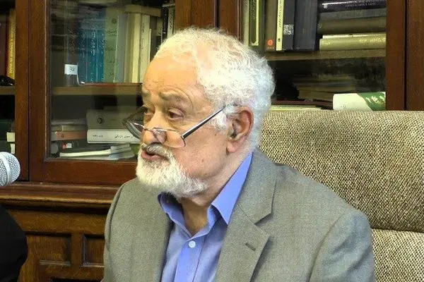 درد وطن داشت