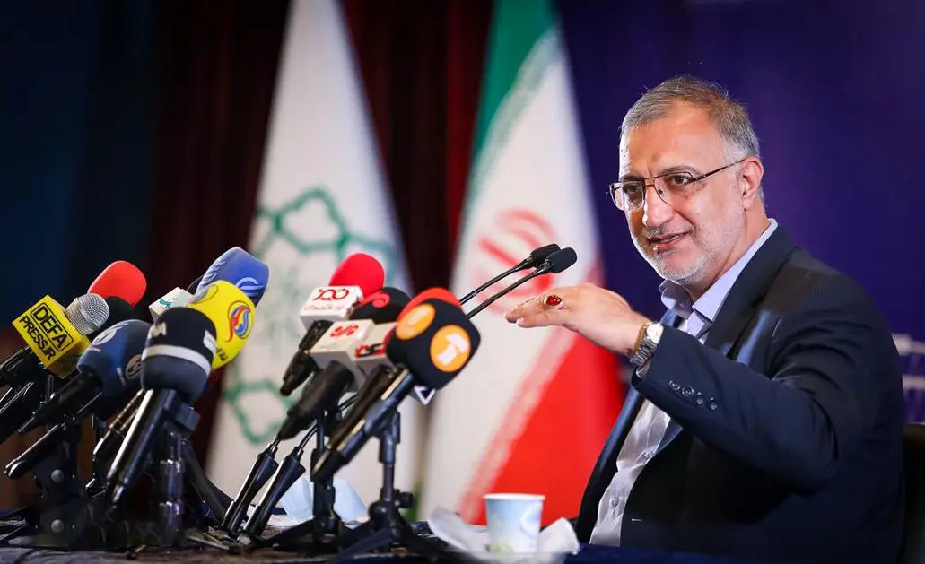 علیرضا زاکانی در نشست خبری خود مطرح کرد: به پزشکیان اطلاعات غلط میدهند