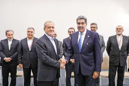 رفاقت بی‌حاصل/در میانه تشدید فشارهای آمریکا، ایران و ونزوئلا نمی‌‏توانند به هم کمکی کنند