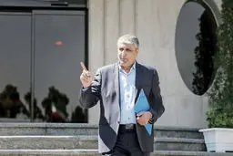 یک مدیر، دو دولت/درباره عملکرد محمد اسلامی پس از چهار سال ریاست سازمان انرژی اتمی