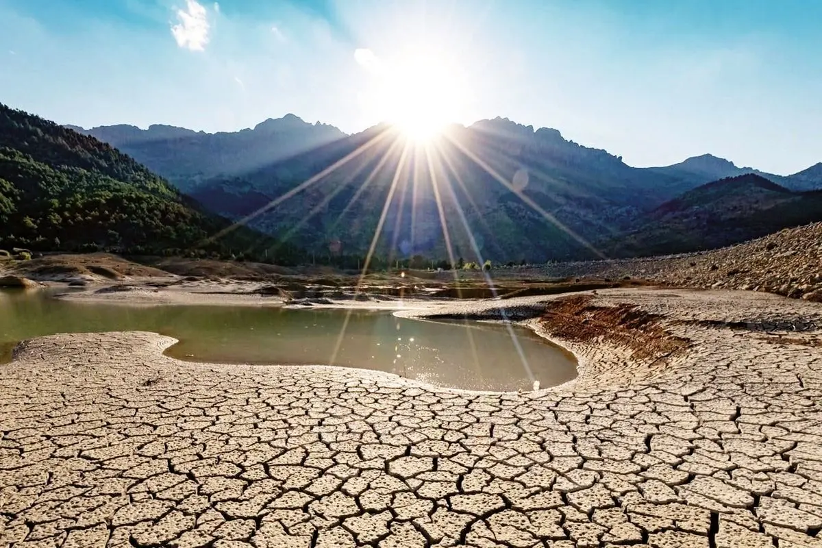 ببار ای بارون ببار/ درباره بحران‌های امروز جامعه