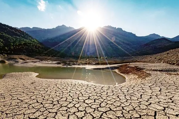 ببار ای بارون ببار/ درباره بحران‌های امروز جامعه