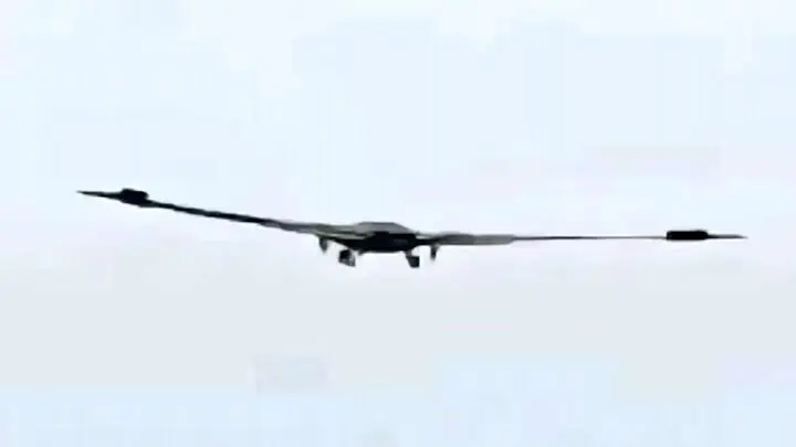 شبح بالپرنده بر فراز چین؛ شباهتها با B-2 آمریکایی