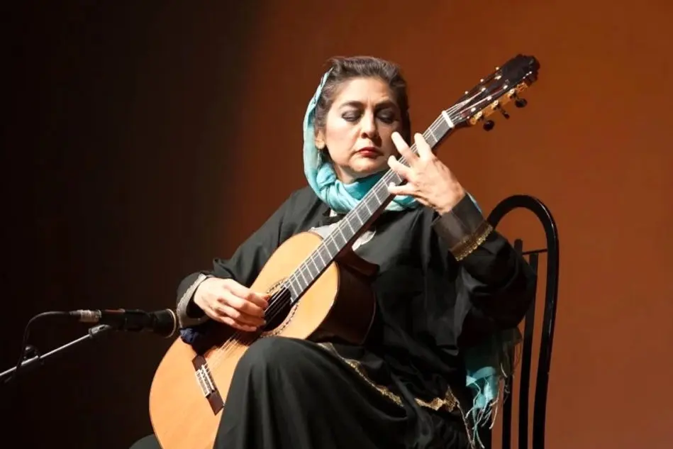 لیلی گیتار