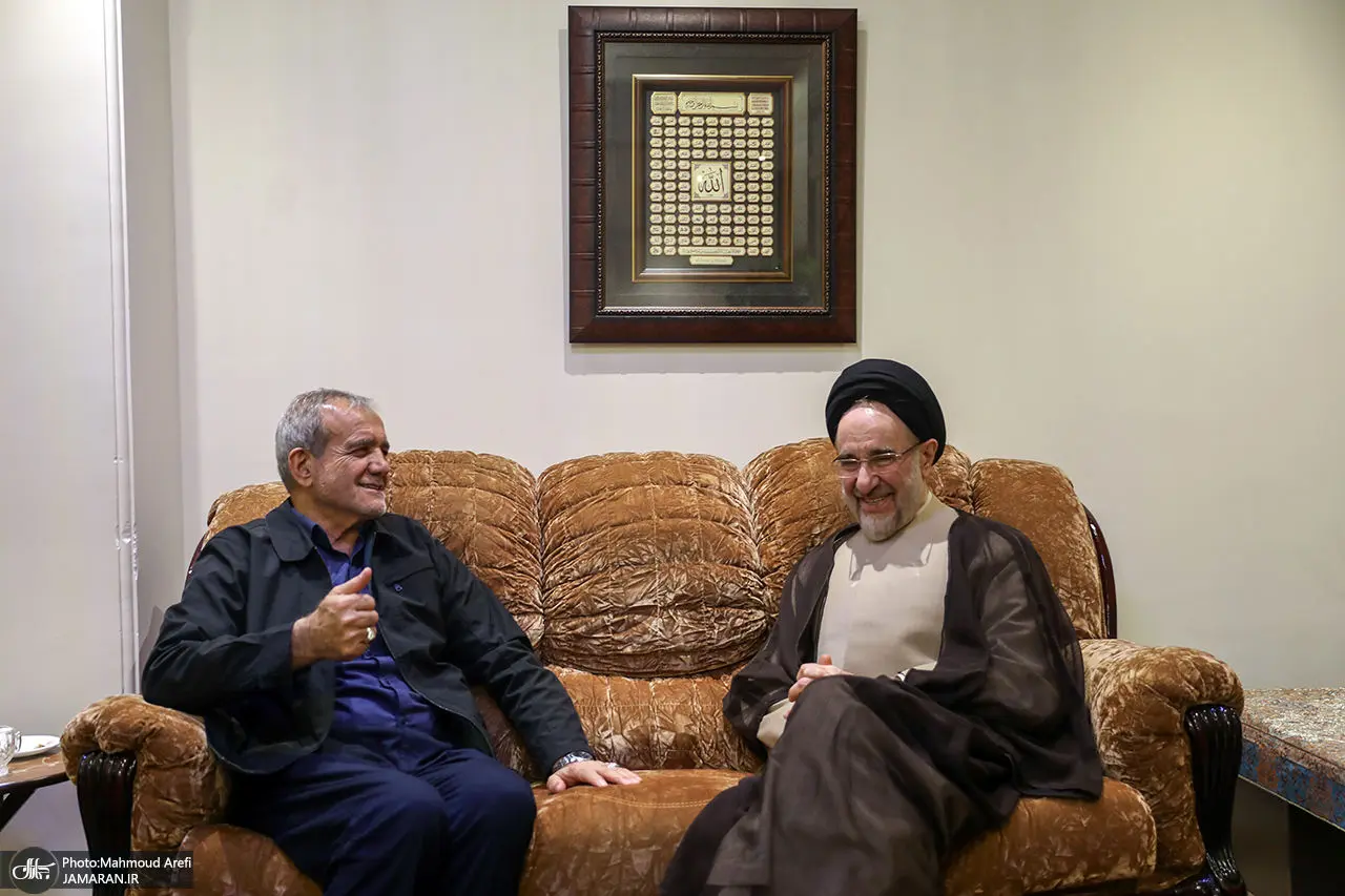 پولپاشی یا انضباطبخشی؟ تحلیل کارشناسان درباره نحوه بودجهریزی و پاسخی به ادعای وابستگی حوزه علمیه به دولت از زمان سیدمحمد خاتمی