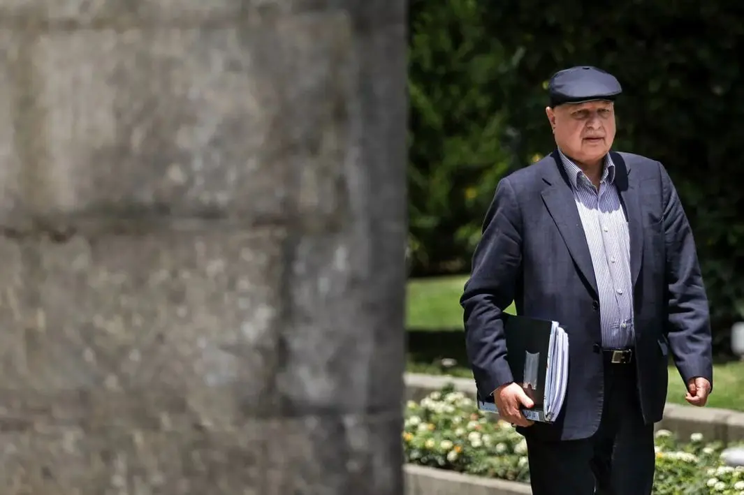 چرخش  وزیر نفت؟