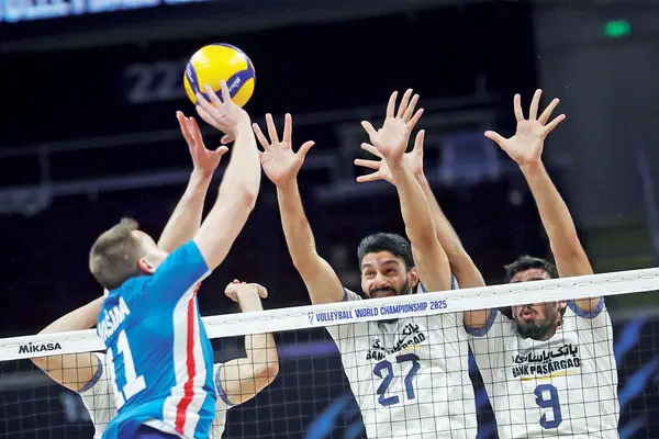 نسل طلایی که فعلاً کم‌‏تجربه است/بررسی عملکرد ایران در مسابقات والیبال قهرمانی جهان در گفت‌وگو با رضا مومنی‌‏مقدم سرمربی تیم ملی جوانان