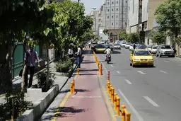 هوای پایتخت سالم شد، مدارس باز می‌مانند