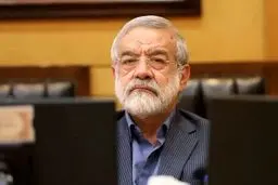 استدلال نماینده مجلس در دفاع از قانون عفاف و حجاب: پس باید برای سارقان و زورگیران هم جریمه زندان را حذف کنیم؟ 