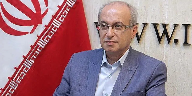 نماینده مجلس: کمبود دارو ریشه در اقتصاد و تحریم دارد