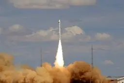 پرتاب «پایا»، «ظفر ۲» و «کوثر» با ماهواره‌بر سایوز

