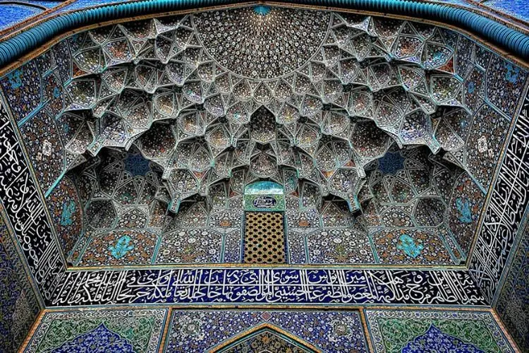 عکس | مسجد شیخ‌ لطف‌الله اصفهان از نگاهی دیگر